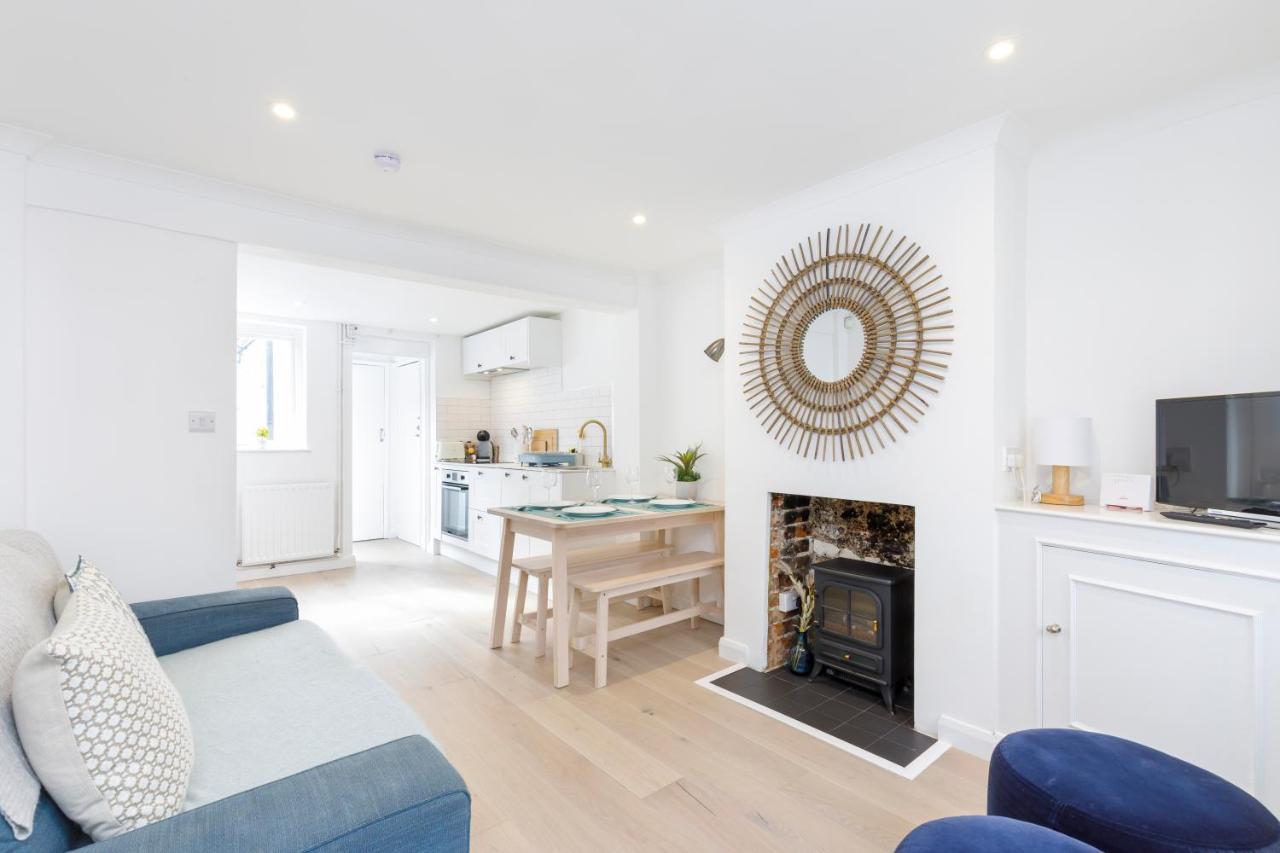 Central Quiet Cottage. Walk To Shops, Bars & Beach Hove Esterno foto